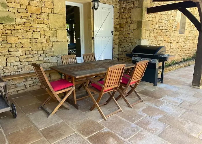 Le Leberou סרלה-לה קנדה